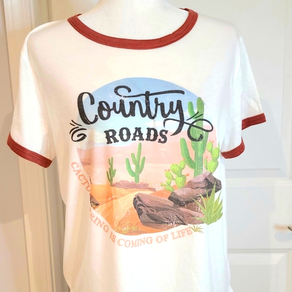 NWT Country Roads t shirt size medium